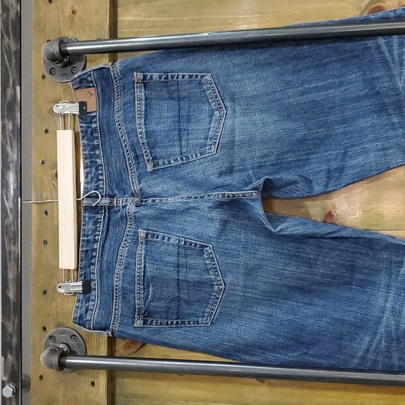 AEO AMERICAN EAGLE BOY FIT BLUE DENIM JEANS  SIZE 8 CROPPED - Picture 4 of 8